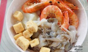 Nóng hổi thơm ngon món lẩu kim chi hải sản ấm bụng cho ngày lạnh !