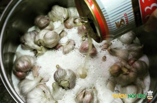 Cách làm tỏi đen với công dụng chữa bệnh tuyệt vời không hề khó !