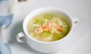 Nhanh tay làm ngay món canh mướp đắng nấu tôm thanh mát, ngọt thơm cho cô nàng muốn giảm cân!