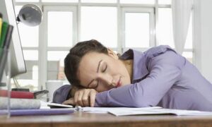 Ngủ trưa 15 phút và những tác dụng "thần kỳ" mang lại cho sức khỏe !