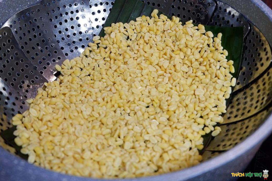 Cách nấu xôi gấc 3 tầng thơm ngon hấp dẫn